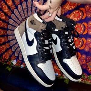 ❤️ Nike Air Jordan 1 Retro High OG Dark Mocha